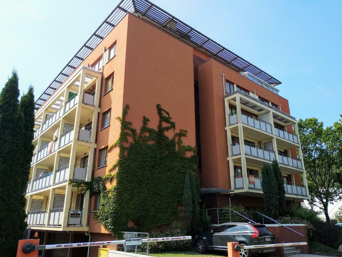 Apartament Rodzinny 200M Do Morza Kolobrzeg Bagian luar foto