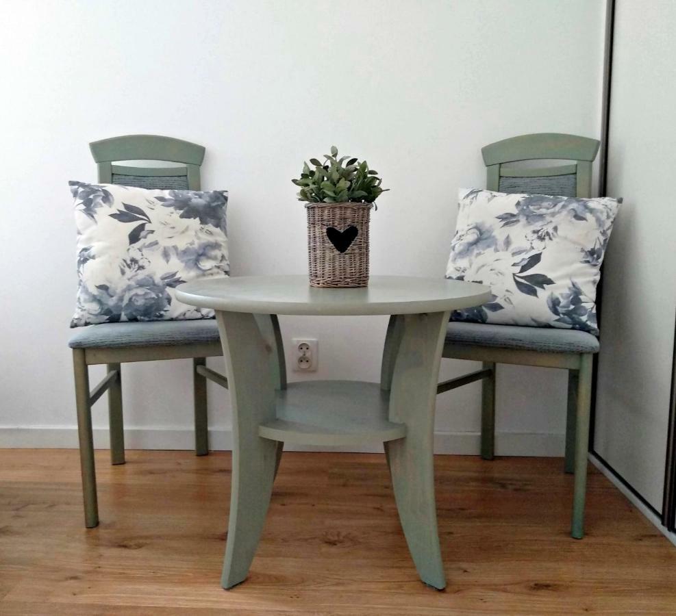 Apartament Rodzinny 200M Do Morza Kolobrzeg Bagian luar foto